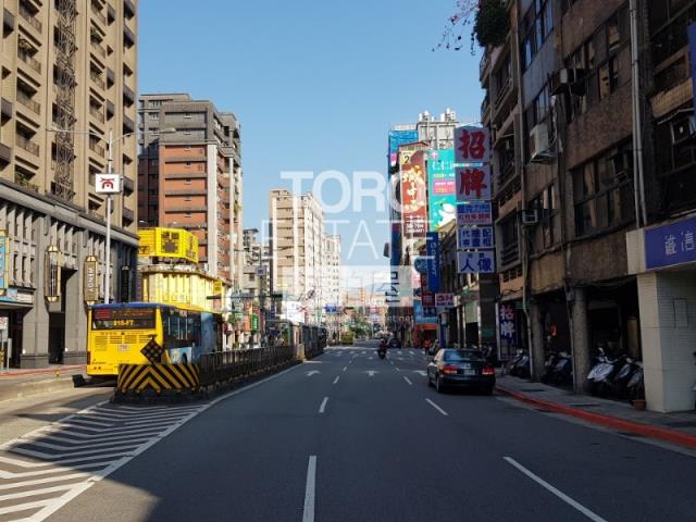 台北大同區法拍大樓-6