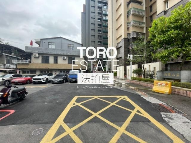 台北士林法拍大樓-6