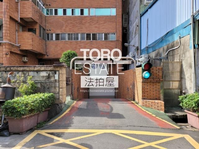 新北板橋法拍大樓-5