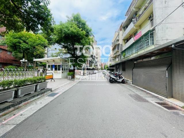 台北士林大樓法拍-7