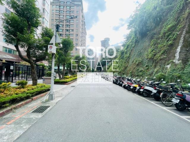 台北內湖大樓拍賣-7