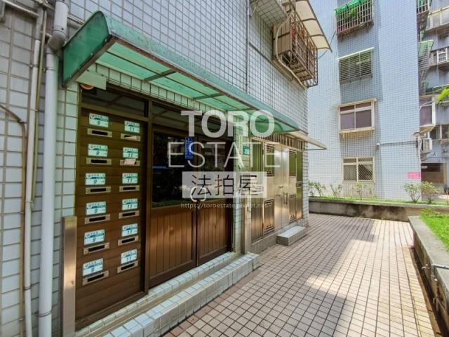 新北八里華廈法拍-2