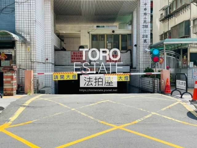 新北新莊大樓法拍-4