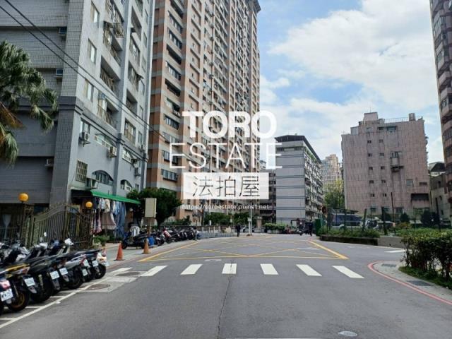 新北大樓法拍-7