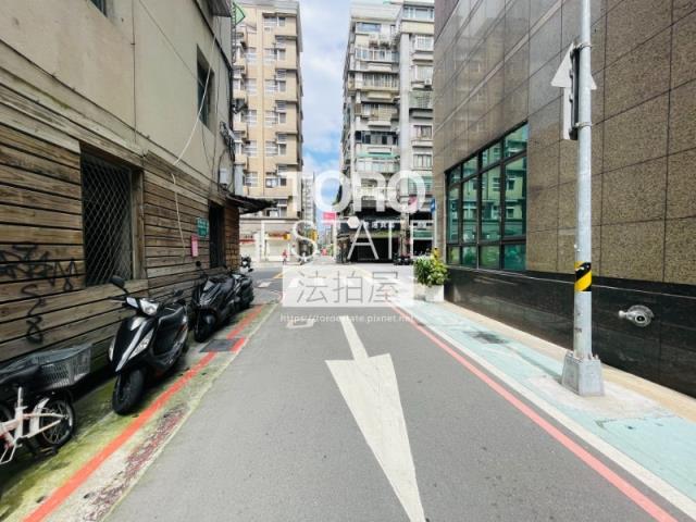 台北中山區拍賣大樓-6