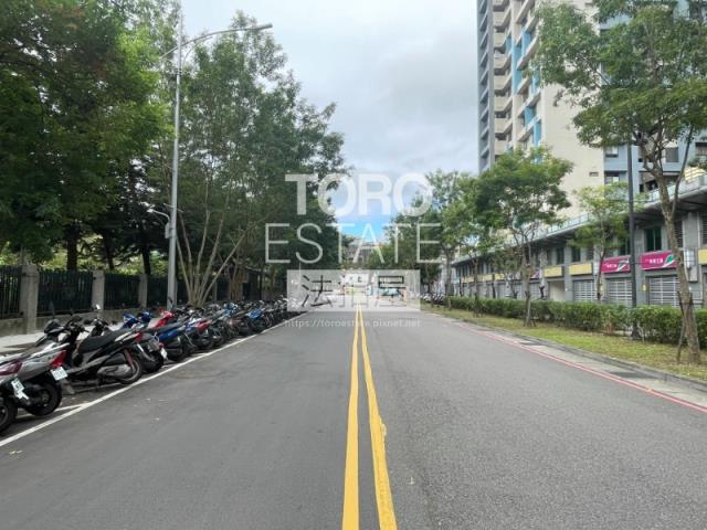 新北大樓法拍-5