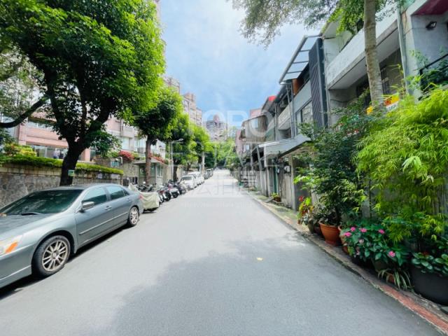 台北文山區法拍透天-4