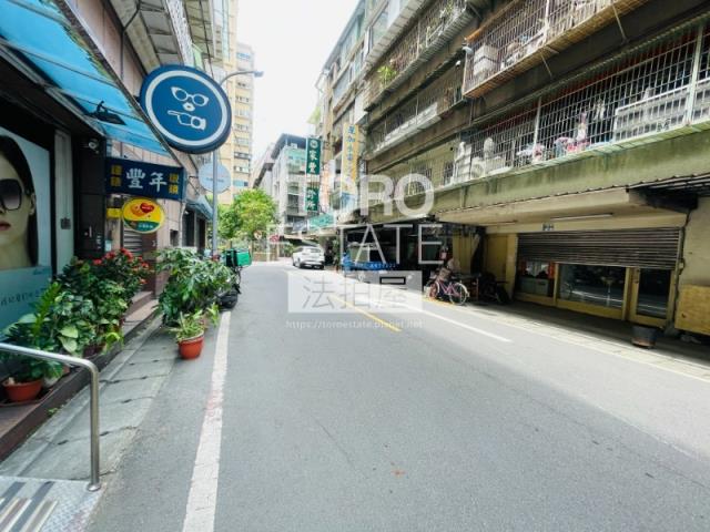 新北新莊大樓法拍-6