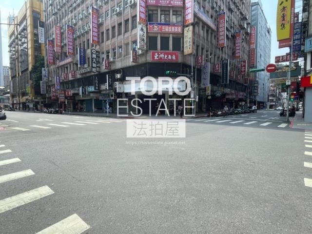 台北萬華拍賣大樓-5