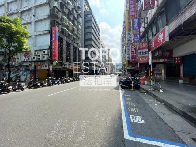 台北萬華拍賣大樓-7