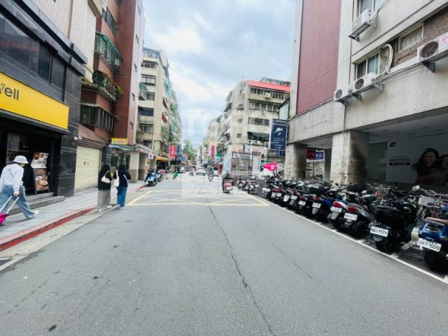 台北松山大樓拍賣-6