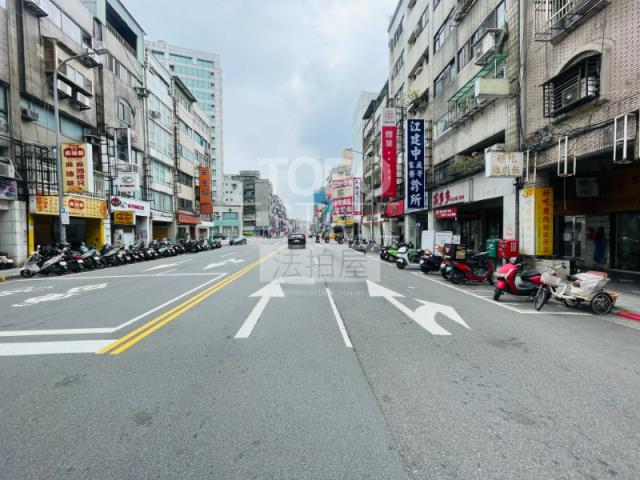 台北松山華廈法拍-4