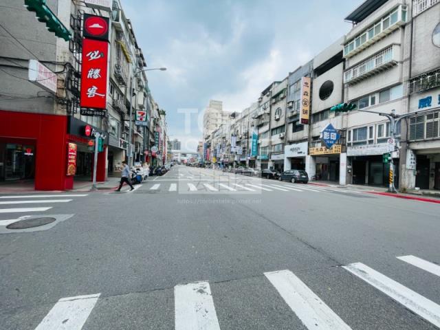 台北松山華廈法拍-5