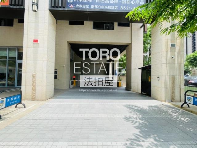 新北新莊法拍大樓-5