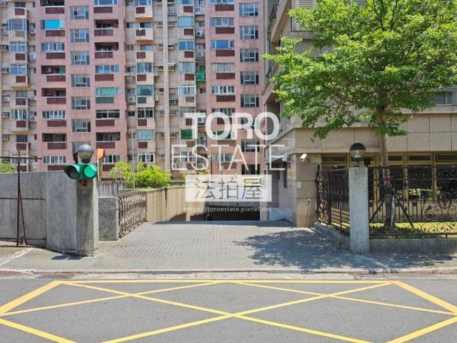 台北文山區法拍大樓-5