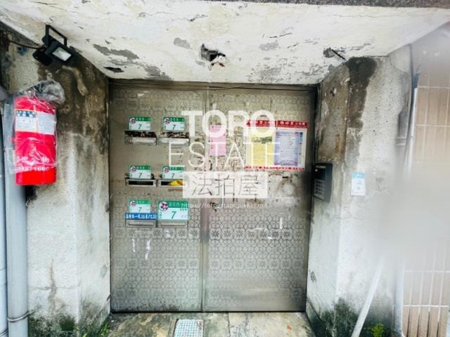 信義區法拍公寓-1