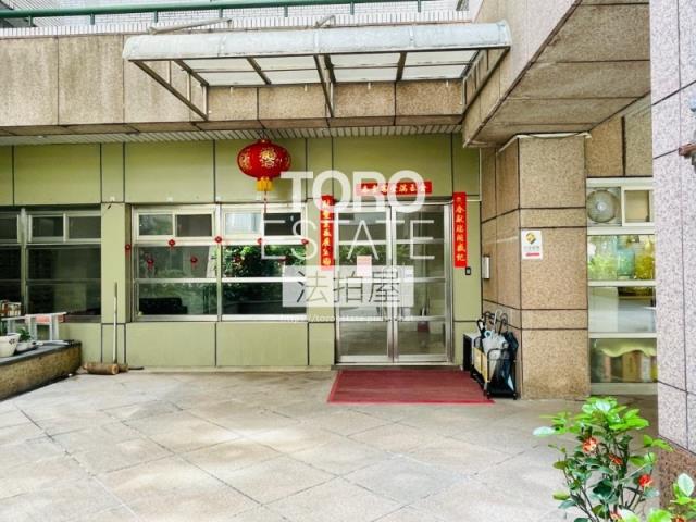 台北松山法拍大樓-1