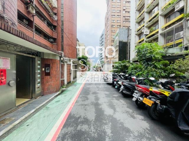 台北松山華廈法拍-6