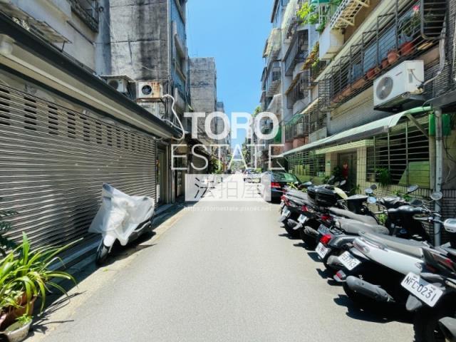 台北信義區公寓法拍-6