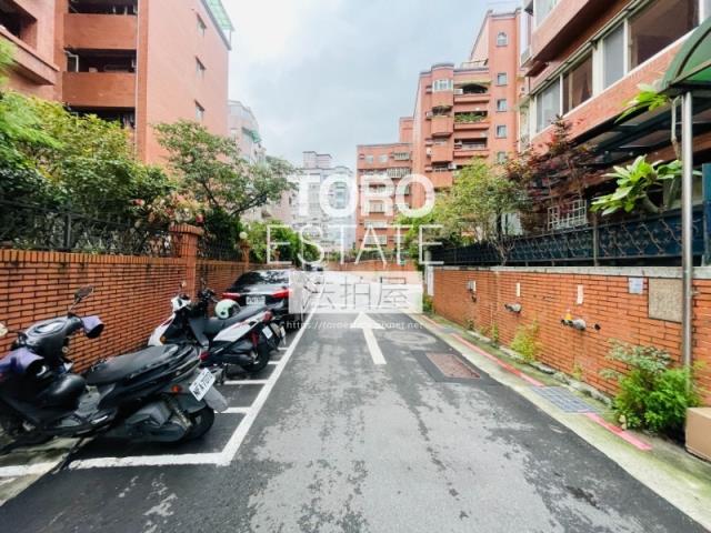 內湖法拍華廈-6