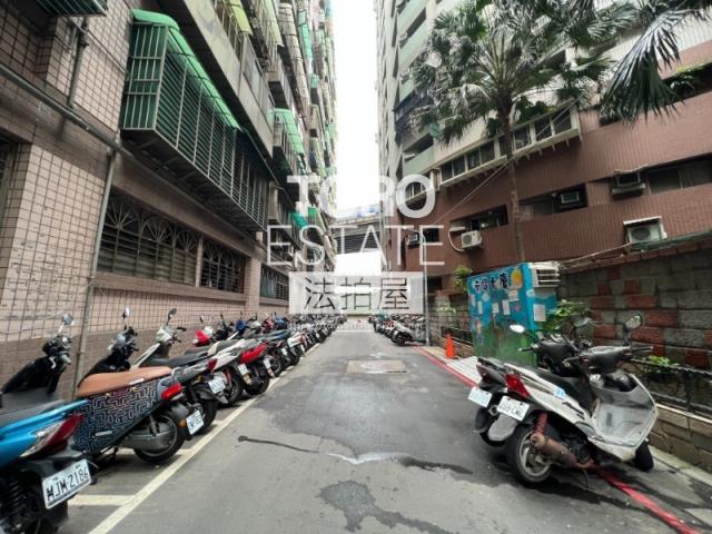 三重法拍大樓-4