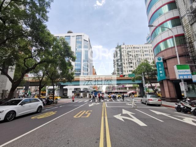 中山區華廈法拍-4