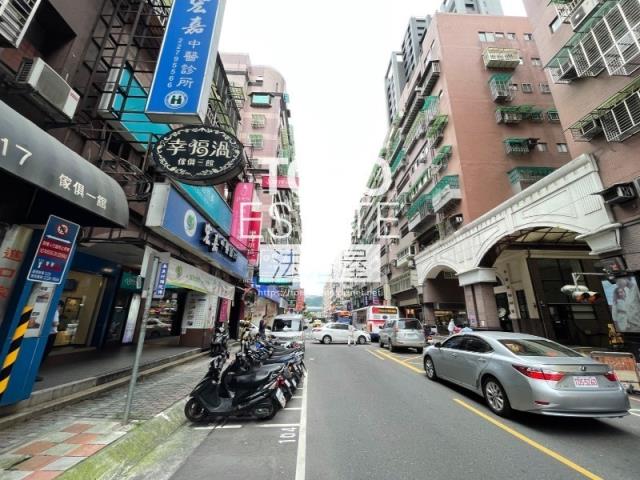 新北新莊大樓法拍-6