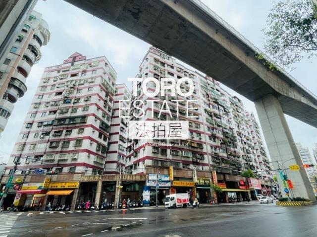 新北新莊法拍華廈-3