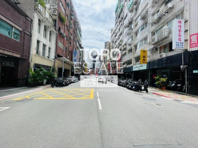 台北大同區拍賣華廈-6