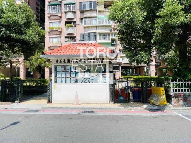 台北文山區法拍大樓-1