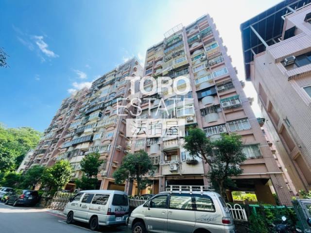 台北文山區法拍大樓-4
